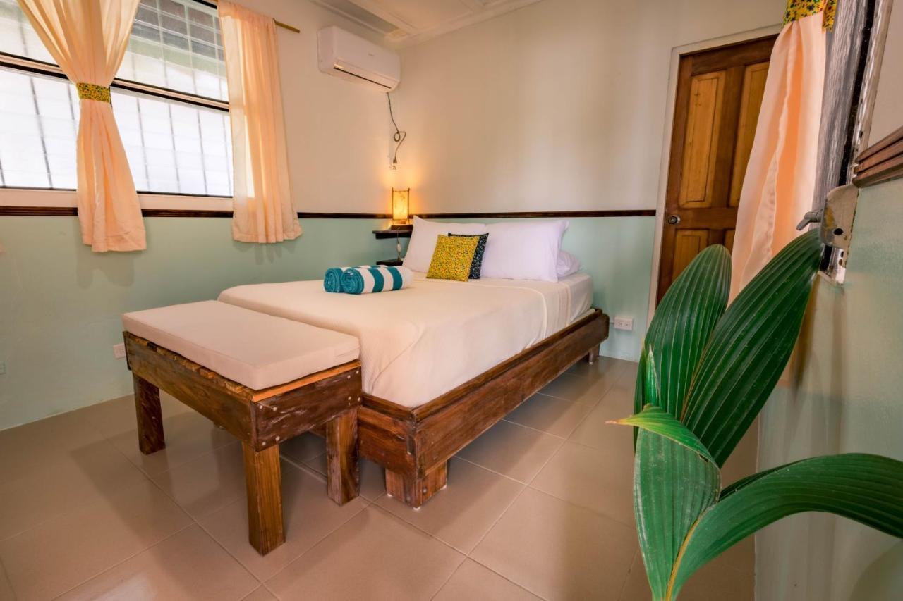Dona Mara Gastro Hotel Bocas del Toro Zewnętrze zdjęcie